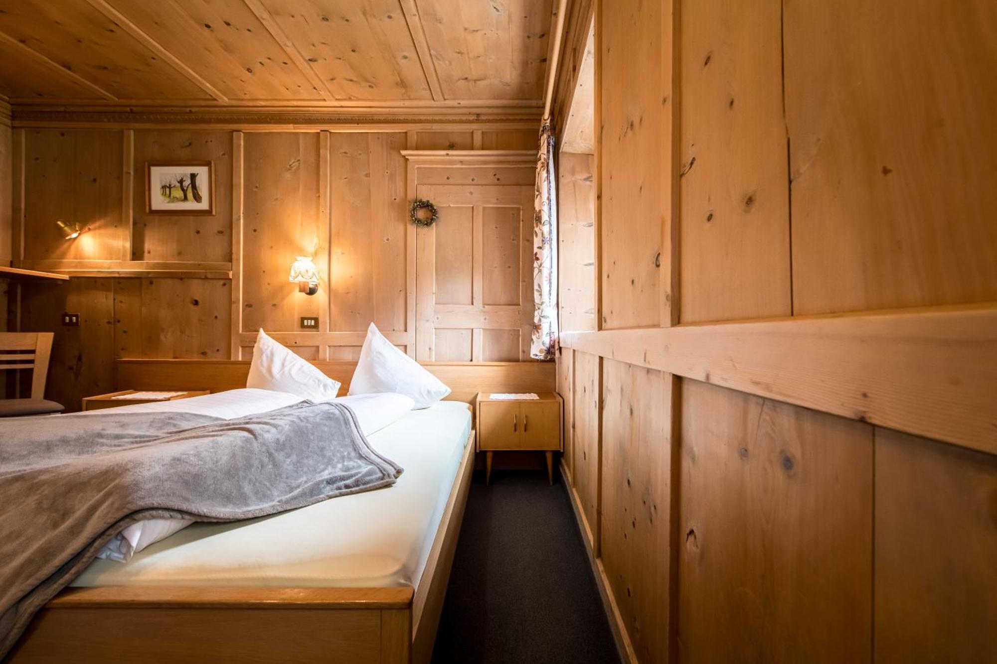 Oberwirt Hotel Selva dei Molini Luaran gambar